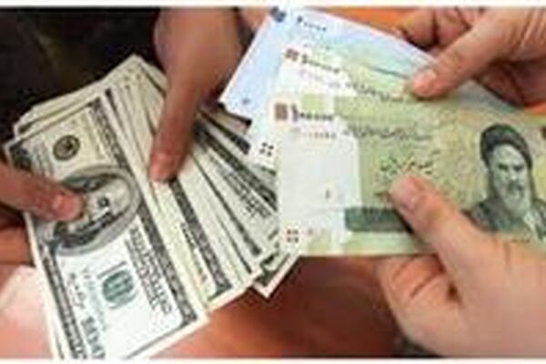 سقوط قیمت دلار و سکه ادامه دارد