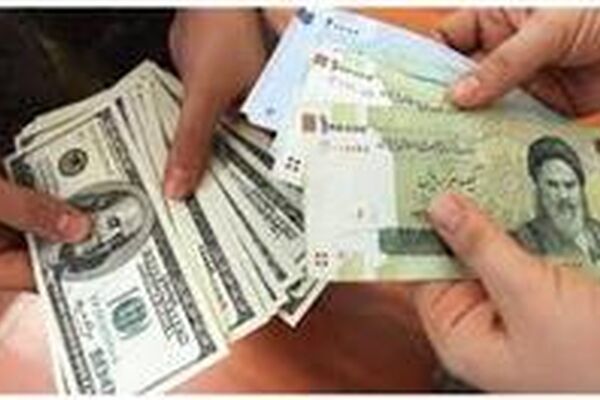 سقوط قیمت دلار و سکه ادامه دارد