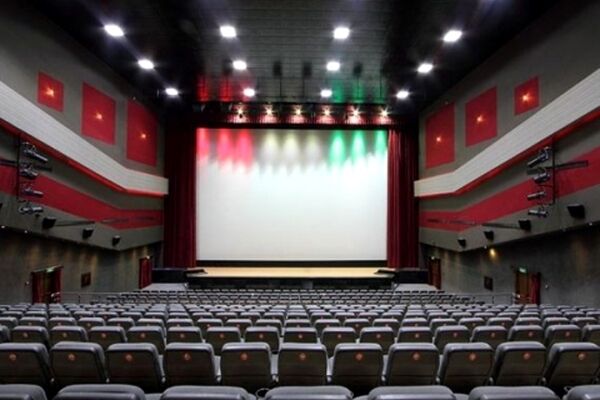 موضوع تعطیلی سینماها صحت ندارد