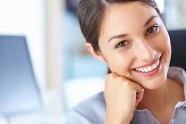 آیا لبخندزدن همیشه نشانه خوشحالی است؟