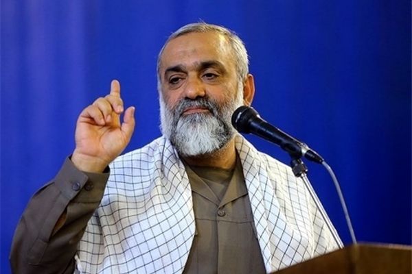 سردار نقدی: شاه همجنس‌باز، قمارباز و زناکار بود