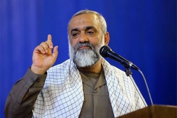 سردار نقدی: شاه همجنس‌باز، قمارباز و زناکار بود