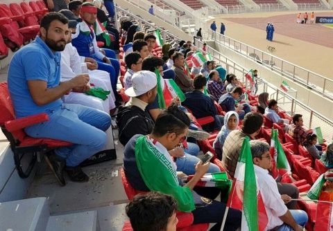 پرچم پرسپولیس در اهواز به آتش کشیده شد