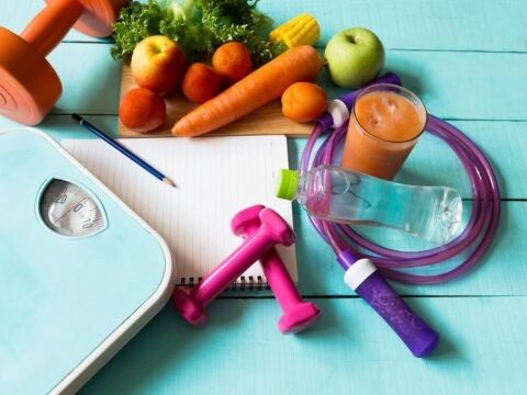 چگونه کلسترول خون را کم کنیم؟