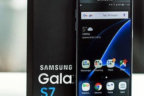 کاربران این گوشی پرچمدار سامسونگ مراقب اطلاعات شخصی شان باشند