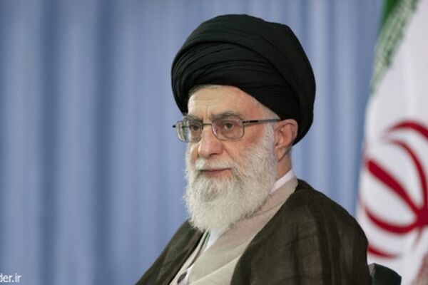 رهبر انقلاب خواستار مجازات سریع مفسدان اقتصادی شدند