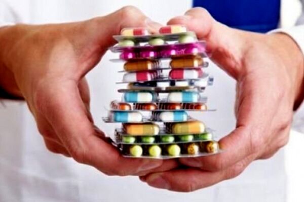 جزئیات احتکار دارو توسط دختر یک وزیر سابق