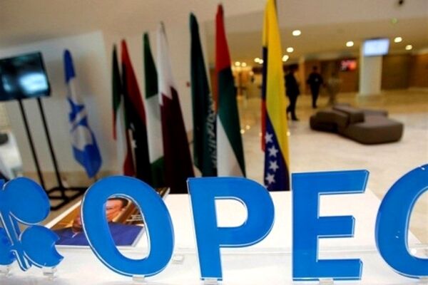 اوپک: تولید نفت ایران کاهش یافت