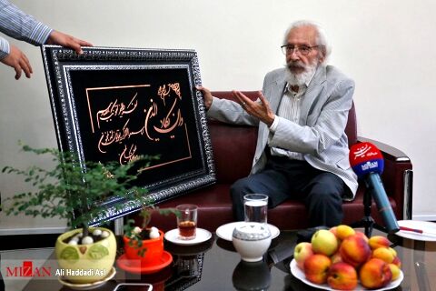همسر جمشید مشایخی: دلم می‌خواهد زودتر مرخص شود