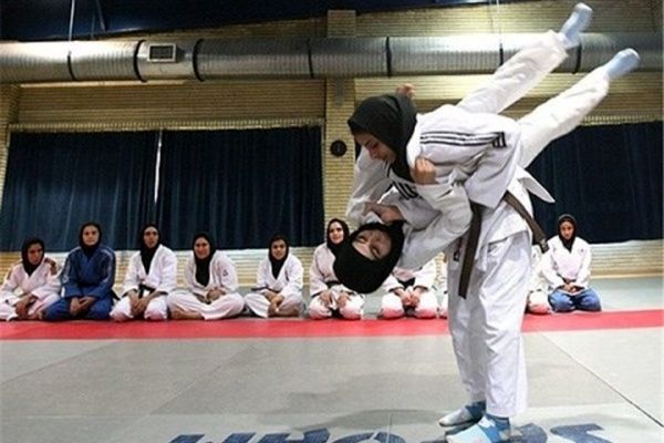 شکست پیرهادی در یک چهارم نهایی