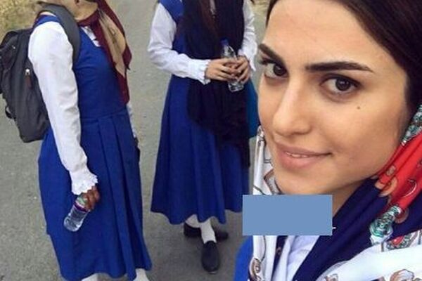 سلفی بانوان جوان سریال دلدادگان