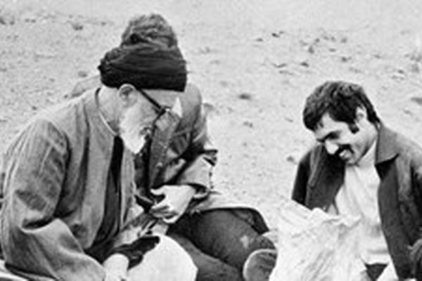 ماجرای جاری کردن خطبه عقد فرزندان آیت‌الله طالقانی در بیابان