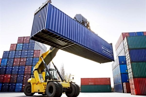 ترخیص بخشی از کالاهای غیرضروری گمرک از امروز