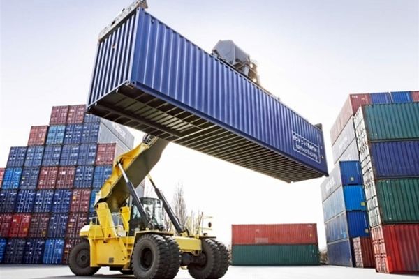 ترخیص بخشی از کالاهای غیرضروری گمرک از امروز