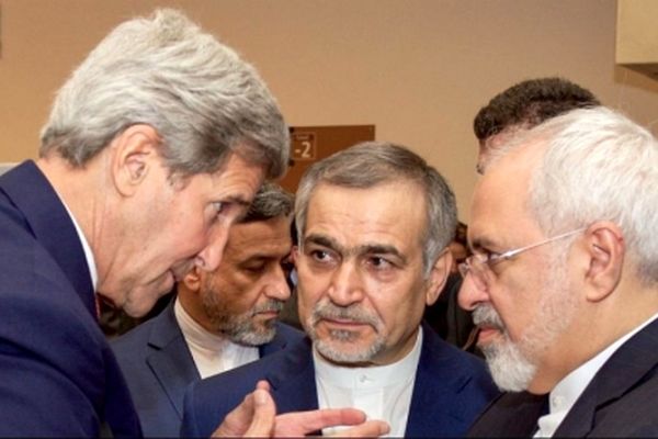 کری خطاب به ترامپ: کتابم را بخر تا فواید دیدار با ظریف را بفهمی!