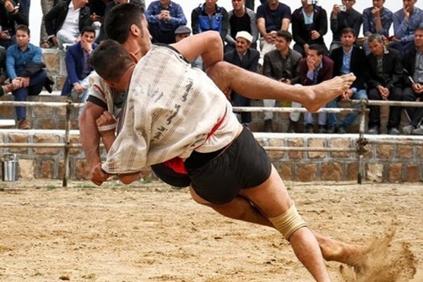 مسابقات کشتی باچوخه خراسان رضوی در تربت جام پایان یافت