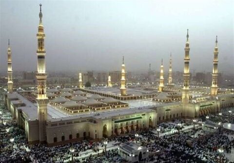 تیراندازی در مسجد النبی