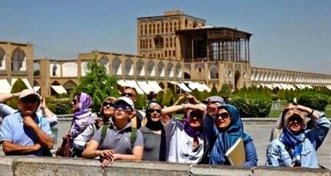 عراقی‌ها در ایران ولخرج‌تر از چینی‌ها/کاهش سفر اروپایی‌ها تا ۲۲ درصد