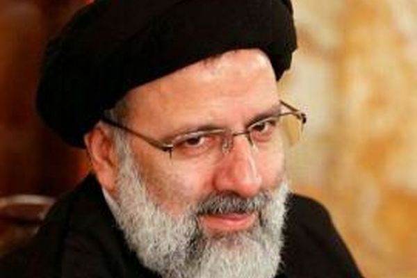 طلاب بازداشتی قم با وساطت رئیسی آزاد شدند