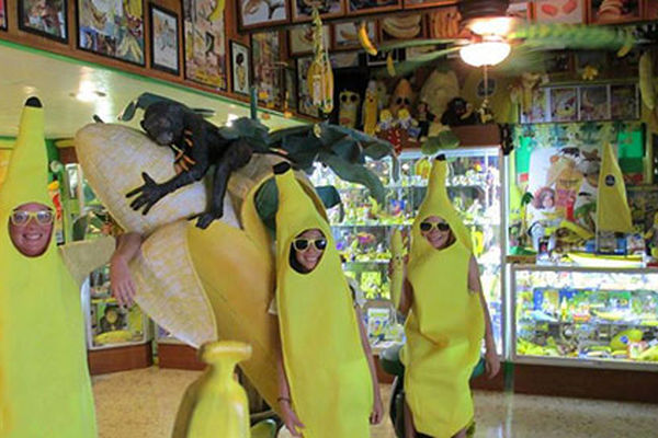 موزه موز کالیفرنیا، یکی از خنده دارترین موزه های جهان +تصاویر