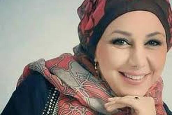 تئاتر «بهنوش بختیاری» و «روشنک عجمیان» در کانادا