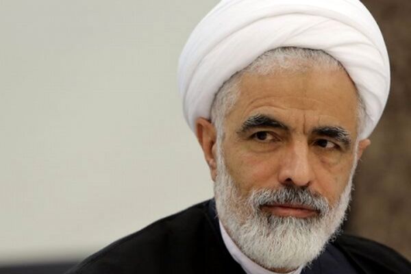 امروز احتکار، مانند بستن آب بر یاران امام حسین(ع) در روز عاشوراست