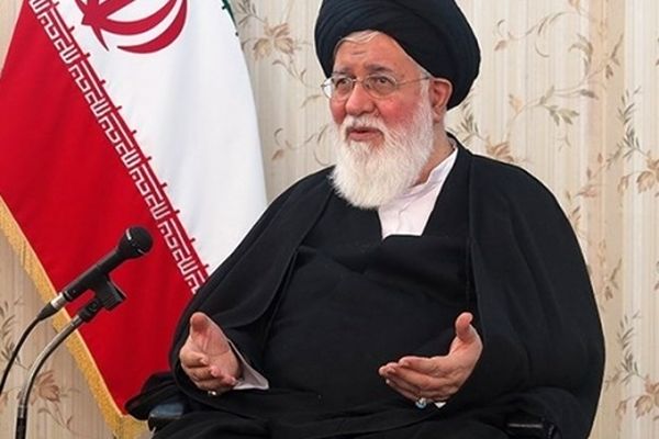 آیت‌الله علم‌الهدی: علت نامه‌نگاری ۱۲ هزار کوفی با امام حسین(ع) چه بود؟