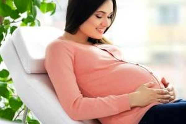 کارهایی که باعث خوشحالی جنین در شکم مادر می شود!