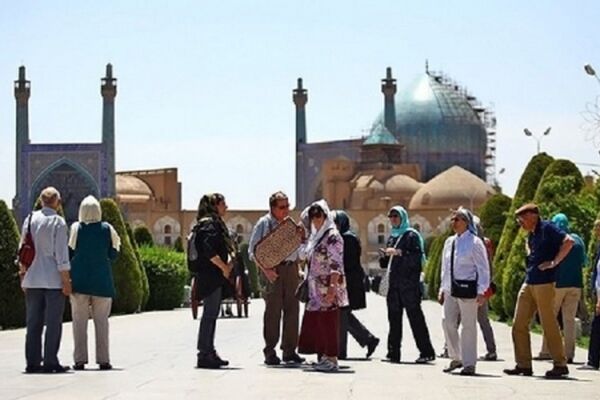 افزایش نرخ دلار فرصتی برای ارتقاء گردشگری است