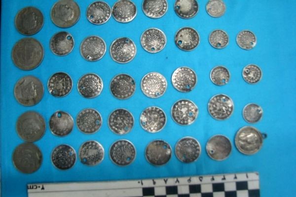 ۳۹ سکه تاریخی در جغتای کشف شد
