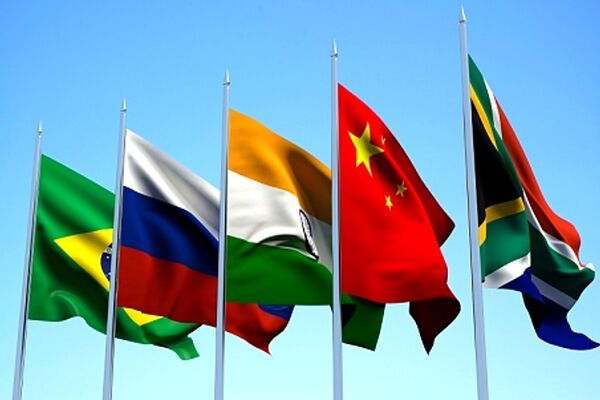 وام ۸۲۵ میلیون دلاری بانک توسعه نوین بریکس به روسیه و هند