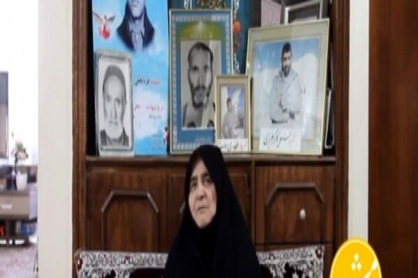 با دستان خودم 5شهیدم را به خاک سپردم/تنها آرزویم شهادت است