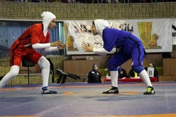 استقبال از مازندرانی‌های تیم ملی کشتی کلاسیک در ساری