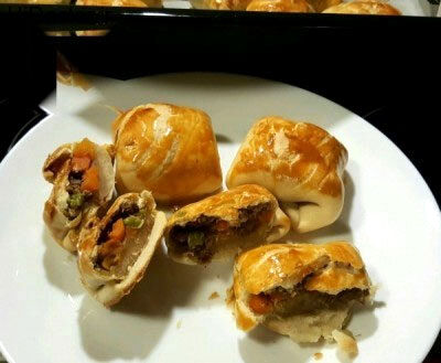 کلوچه قارچ و ماهی یک غذای خوشمزه