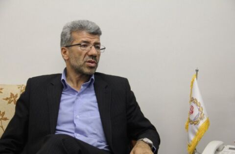 دلار در بانک ها به قیمت 9هزار و 950 تومان رسید / مردم حساب سپرده ارزی باز کنند