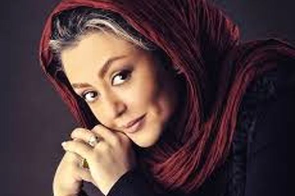 شقایق فراهانی با روپوش پزشکی