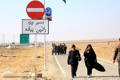 ۱۱۰ زائر پیاده به مشهد مشرف می‌شوند