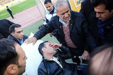 هوادار اهوازی غش کرد/ حضور ۸ هزار هوادار در ورزشگاه