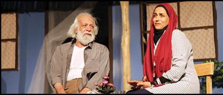 «وداع با اسلحه» روی صحنه رفت