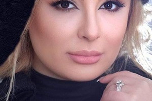 «نیوشا ضیغمی» و همسرش در اکران فیلم «هشتگ»