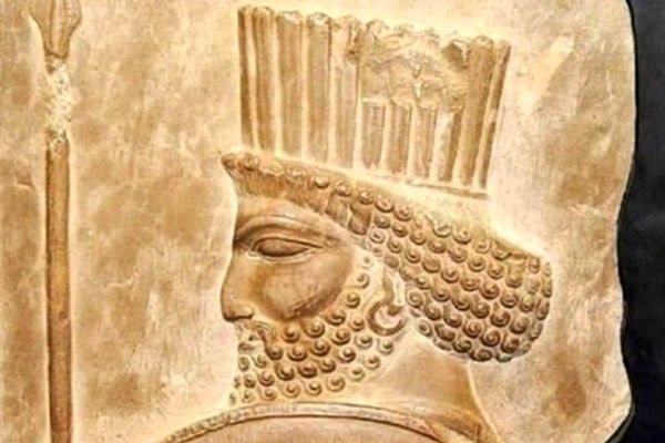 سردیس ۲۵۰۰ ساله هخامنشی در موزه ملی ایران رونمایی شد