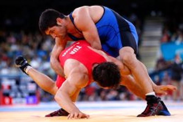 ۴ تیم برتر کشتی استان مشخص شد