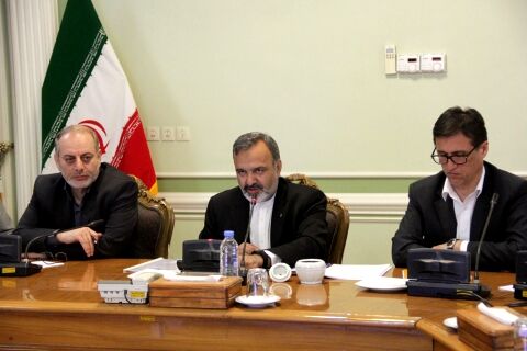 به کارگیری تمامی ظرفیت‌ها در حوزه جهاد مقدس اشتغال و کارآفرینی