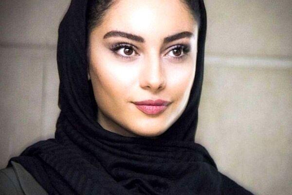 تیپ «ترلان پروانه» در اکران «جاده قدیم»