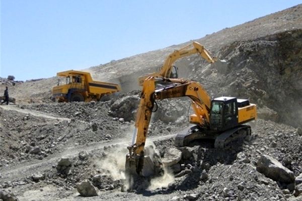 فعالیت معدنی نیاز به ۱۳ استعلام دارد؛ بسیاری از معدن‌کاران از ادامه فعالیت منصرف می‌شوند