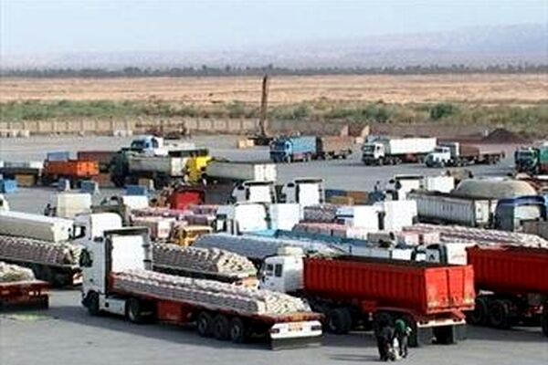 بیش از دو هزار تن کالا از گناباد صادر شد