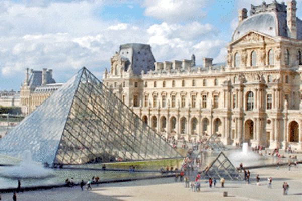 استفاده از فناوری‌های نوین در موزه‌های بزرگ جهان