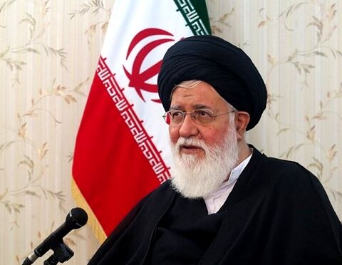 امام جمعه مشهد: حضرت رقیه(س) نقشی بنیادین در تحقق انقلاب سیدالشهدا(ع) دارد