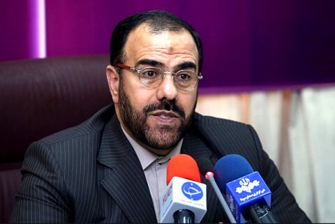 استعفای هیچ وزیری مطرح نیست