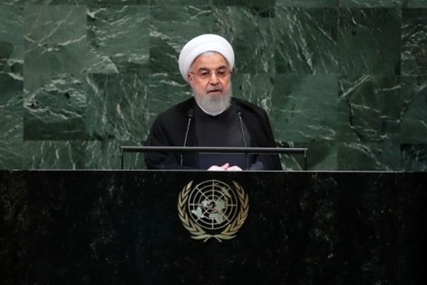 واکنش‌ها در ایران به پاتک روحانی به ترامپ